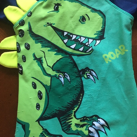 Boys size 4 t-Rex water suit with matching hat - Picture 2 of 5